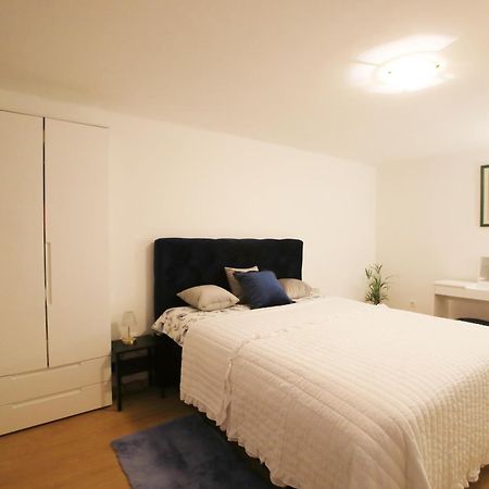 Bamboo Oasis Apartment With Terrace In The Garden And Free Parking, 里耶卡 外观 照片