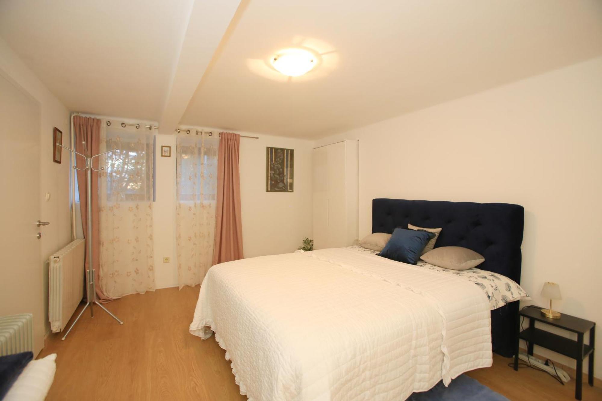 Bamboo Oasis Apartment With Terrace In The Garden And Free Parking, 里耶卡 外观 照片